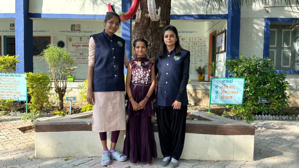 Harshidaben, Medhaben and Prarthana